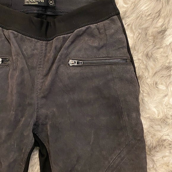 BlankNYC Genuine Suede Leggings - Picture 4 of 7